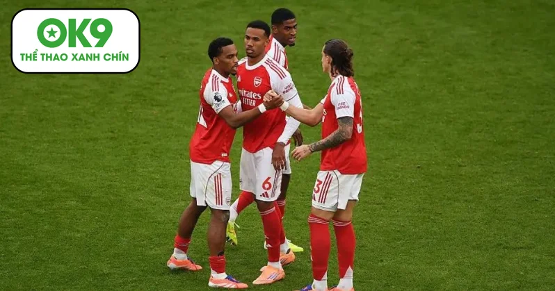 Arsenal đau đầu: Gabriel chấn thương đùi, hàng thủ thiếu trụ cột trước đại chiến Tottenham.