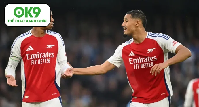 Bộ mặt phòng ngự Arsenal 2025/26 đáng sợ, trên đường phá kỷ lục vĩ đại nhất Premier League.