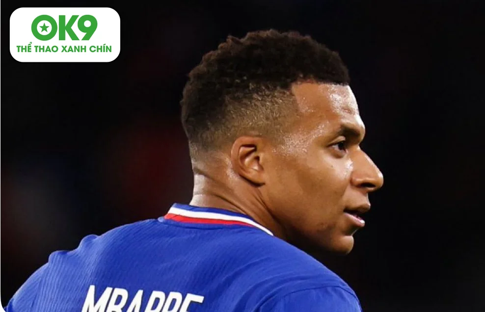 Mbappe rời tuyển Pháp đến Dubai: Tranh cãi lặp lại quanh chấn thương mắt cá.